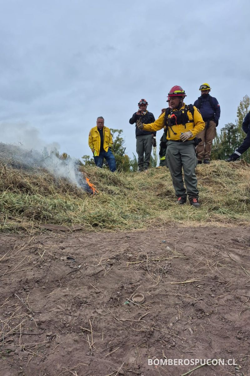 Unidad Forestal Acreditada Segunda Compañía Bomberos Pucón se Capacita Internacionalmente en Mendoza, Argentina 11
