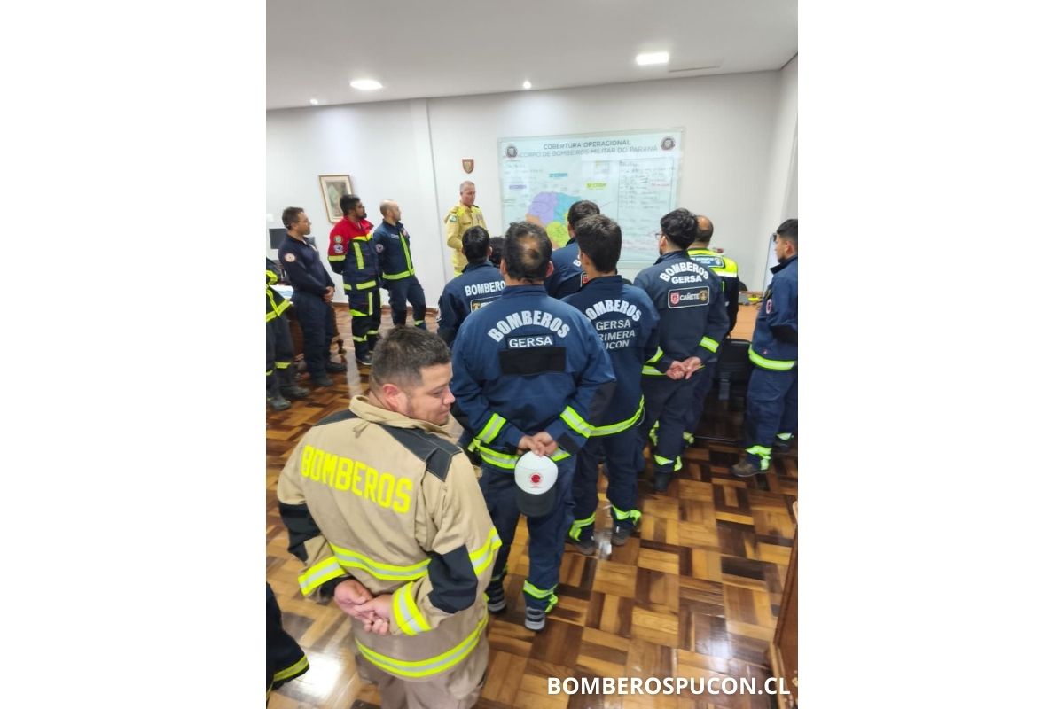 Bomberos de Pucón en el Primer Taller Latinoamericano de Rescate en Aguas Rápidas e Inundaciones en brasil_3
